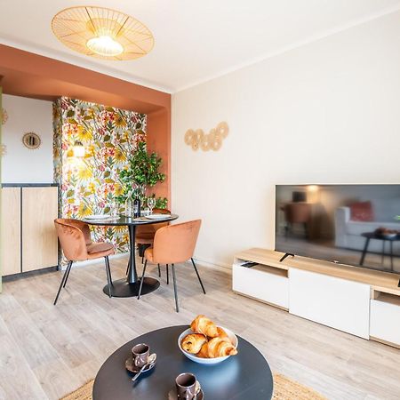 Au Calme De L'Iris - Clim - Garage - Wifi - Tramway Apartment Avignon Exterior photo