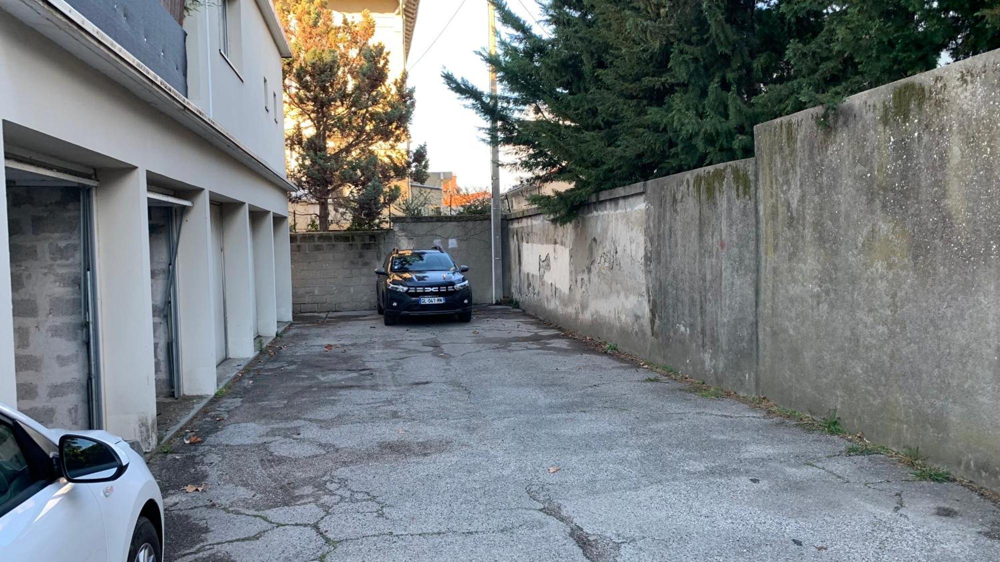 Au Calme De L'Iris - Clim - Garage - Wifi - Tramway Apartment Avignon Exterior photo