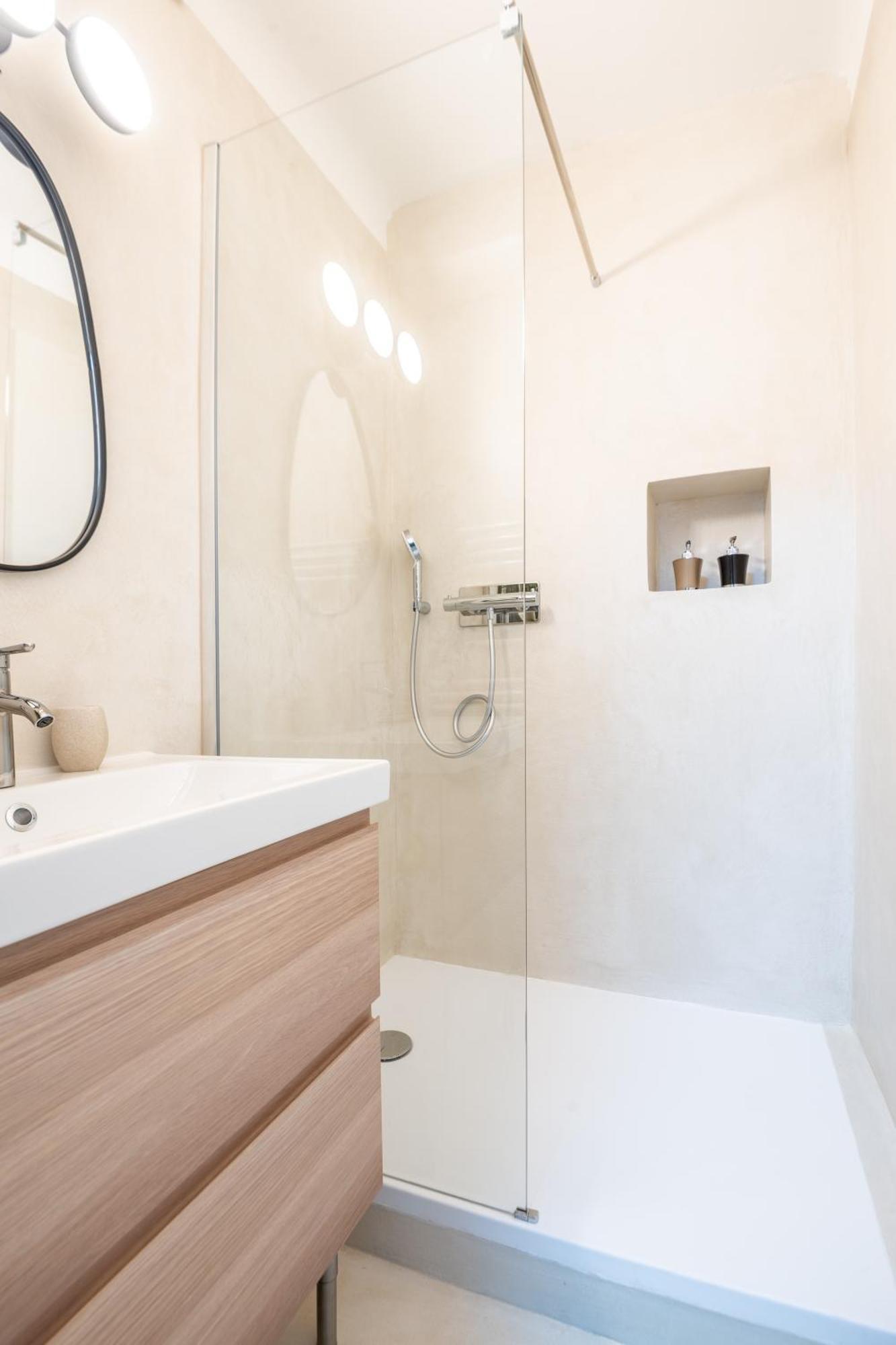 Au Calme De L'Iris - Clim - Garage - Wifi - Tramway Apartment Avignon Exterior photo
