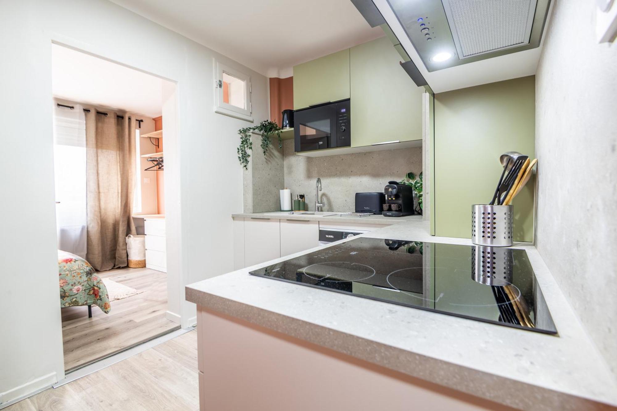 Au Calme De L'Iris - Clim - Garage - Wifi - Tramway Apartment Avignon Exterior photo